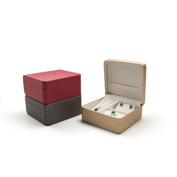 travel jewelry storage gift box for rings earrings necklaces view 5