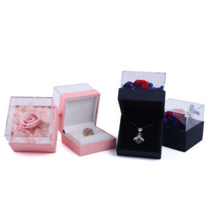 Holiday ring jewelry box with rose flower design