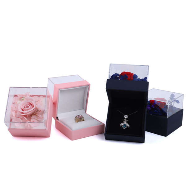 Holiday ring jewelry box with rose flower design