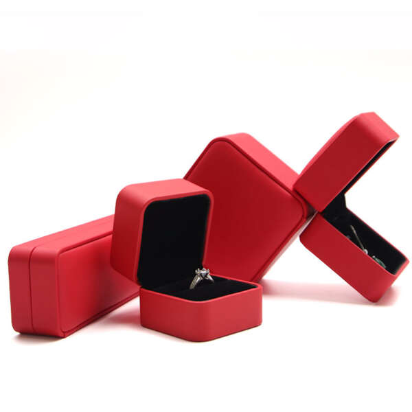 luxury PU leather jewelry ring box for retail gift display view 4