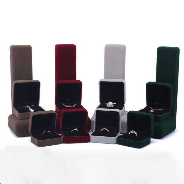 Color jewelry packaging box for luxury ring presentation