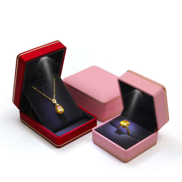 silk screen printed dark LED ring jewelry storage box with light - retail display