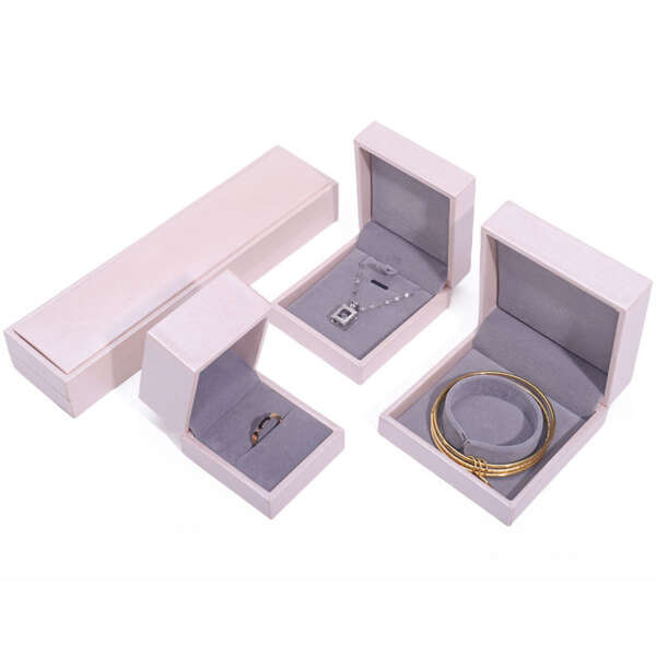 paper clamshell jewelry gift box for bracelet necklace ring earrings - product presentation