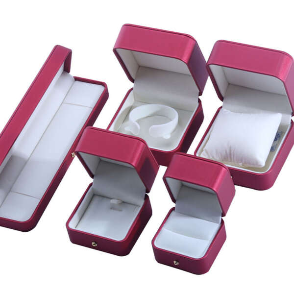 wholesale PU leather jewelry gift box for necklace earrings ring view 1