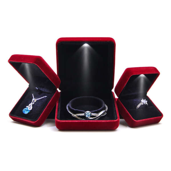 luxury LED white light jewelry ring box with logo view 6