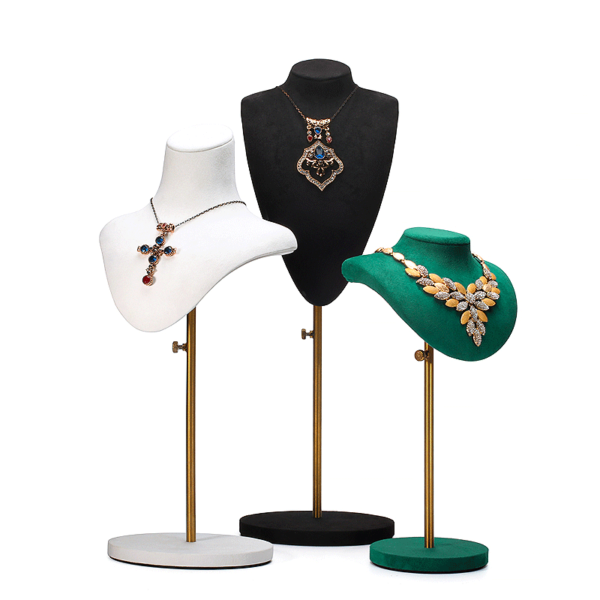 Custom retractable portrait display for luxury necklaces