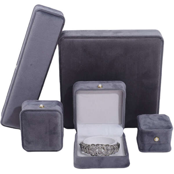 pearl buckle jewelry storage box for bracelet necklace ring earrings - product presentation