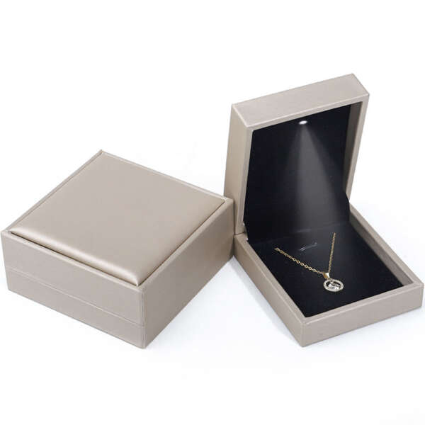 luxury leather LED jewelry box with light for bracelet necklace ring - product presentation