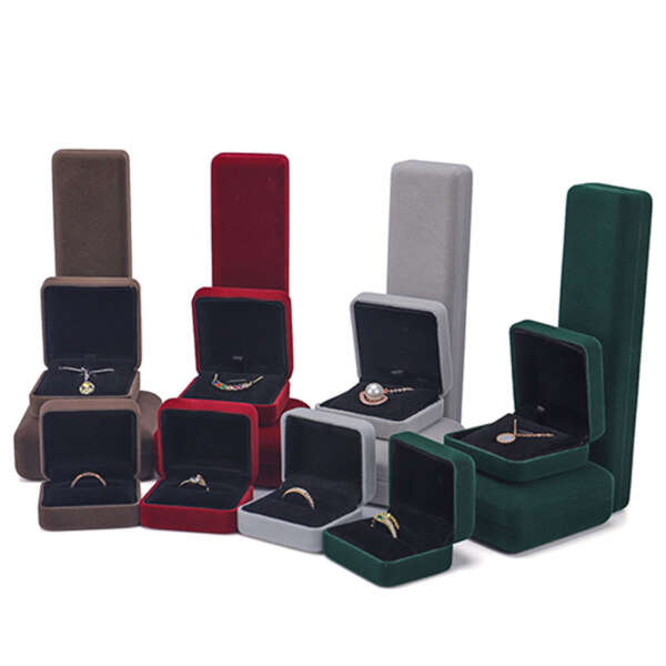 luxury LED white light jewelry ring box with logo view 5