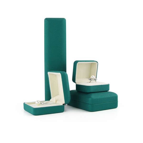 emerald high grade iron jewelry box for necklace ring view 2