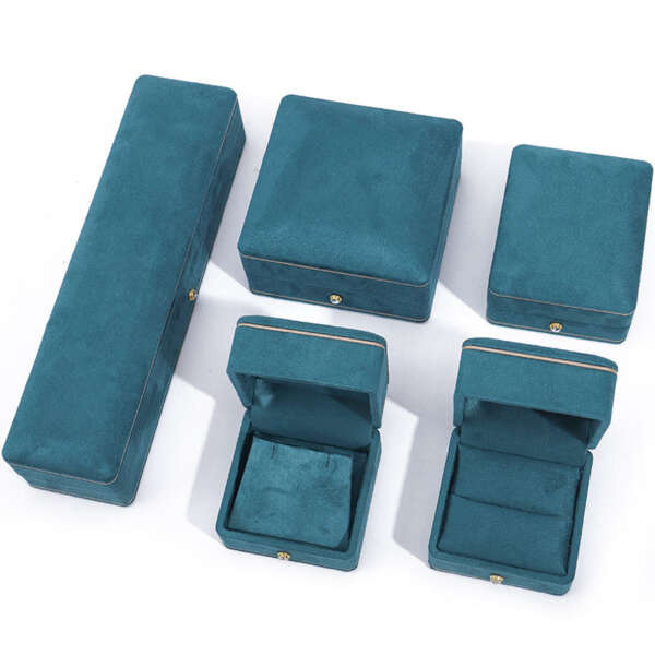 custom logo jewelry packaging box for bracelet necklace ring - product presentation