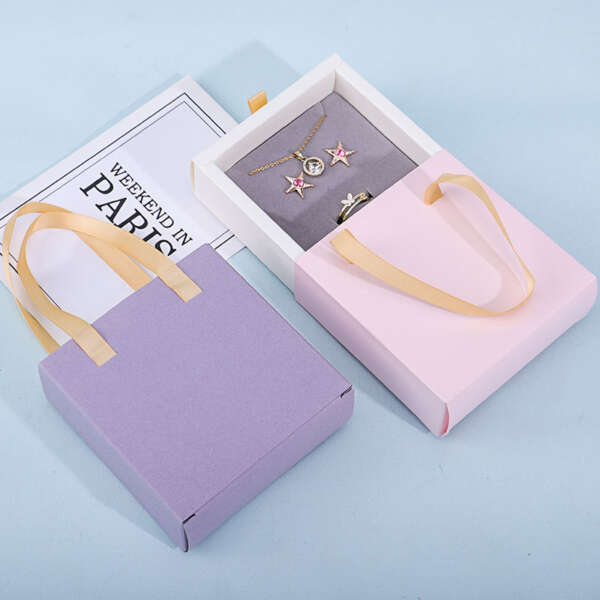 printed recyclable drawer cardboard jewelry set box with pouch bag - detail view