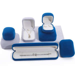 transparent jewelry gift storage box for pendant necklace ring earrings - detail view