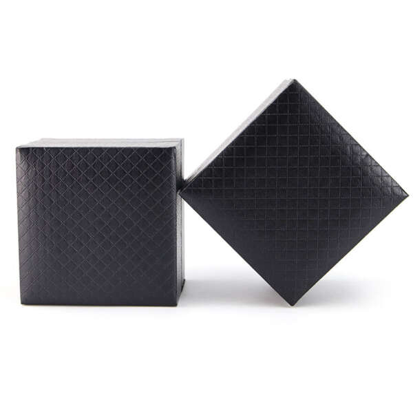 Single smart watch box with high gloss logo finish