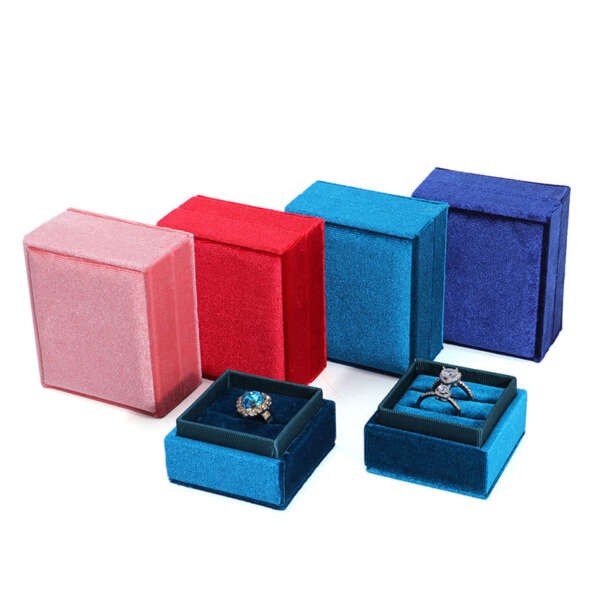 square paper wedding engagement ring storage gift box - retail display