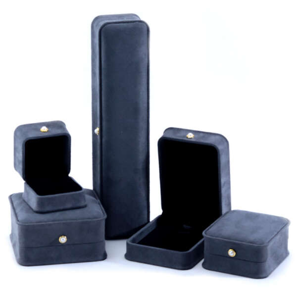 Premium bracelet earrings box with decorative lock detail
