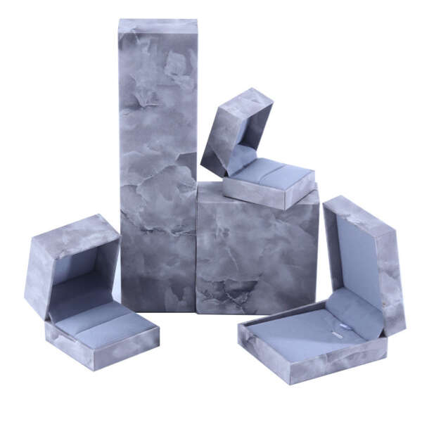 Bulk leather paper jewelry boxes ready for export