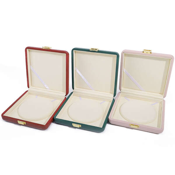 pearl leather jewelry display set box for ring necklace - open display view