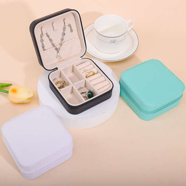 leather travel jewelry storage box for stud earrings necklace ring set - retail presentation