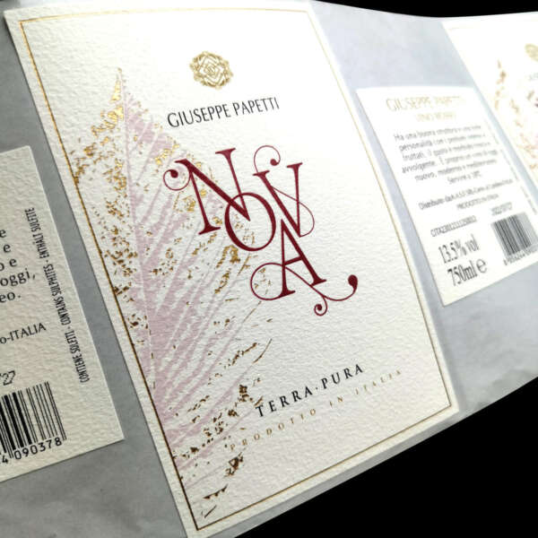 Luxury textured paper wine labels with hot stamping gold foil