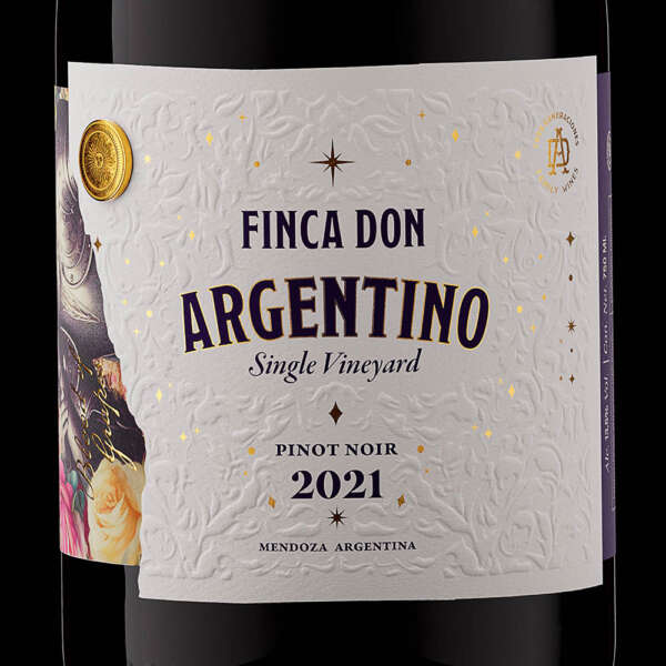Custom textured wine label roll with gold foil embossed finish
