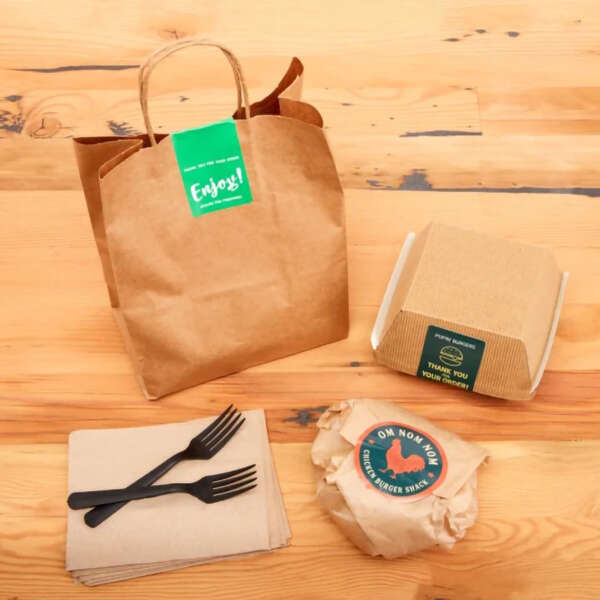 Custom label roll for food delivery bags and boxes