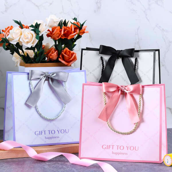 recyclable boutique jewelry gift shopping paper bag with logo view 4
