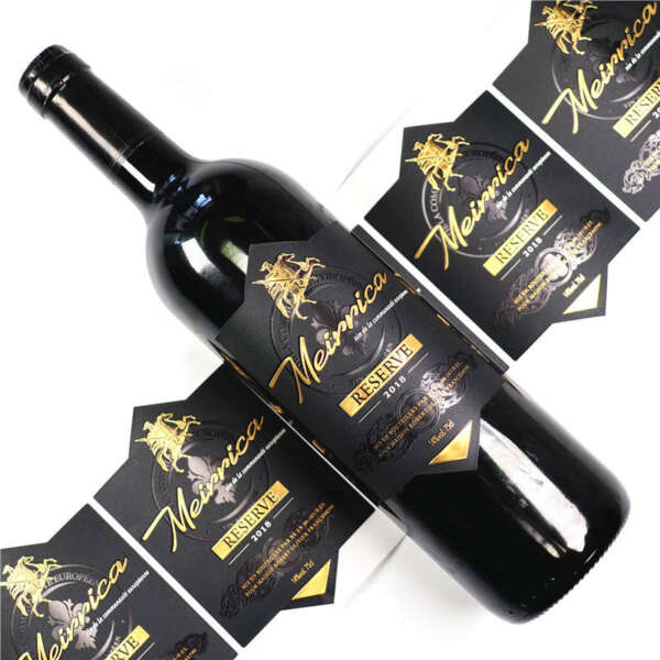 Waterproof textured paper wine label with gold foil stamping