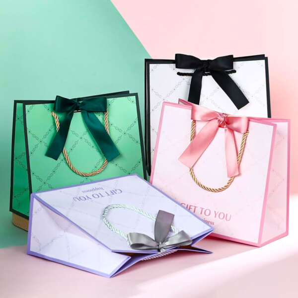 recyclable boutique jewelry gift shopping paper bag with logo view 3