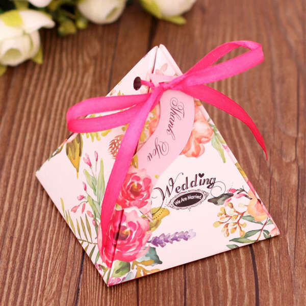 Gold stamping candy boxes