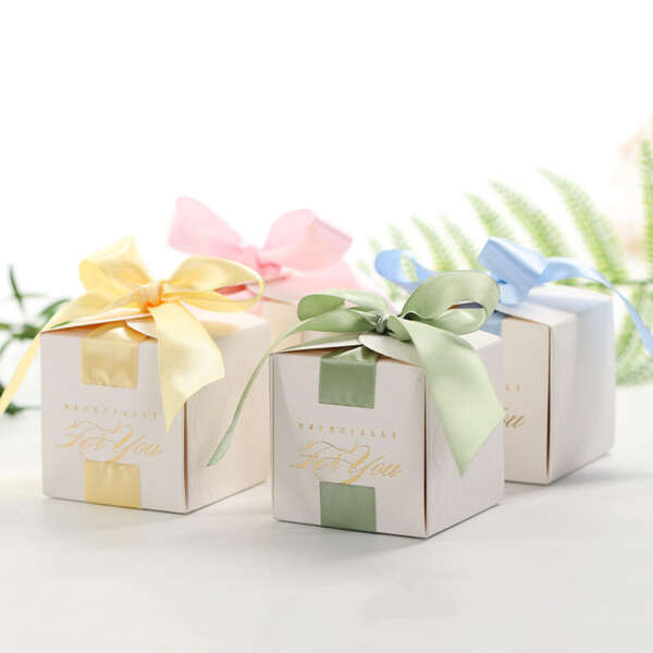 Birthday party gift boxes