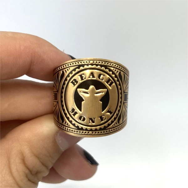 gold foil art paper embossed cigar ring paper sticker label foil detail view